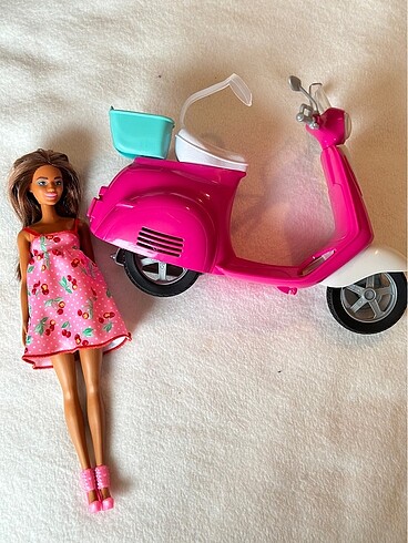 Barbie ve motosikleti