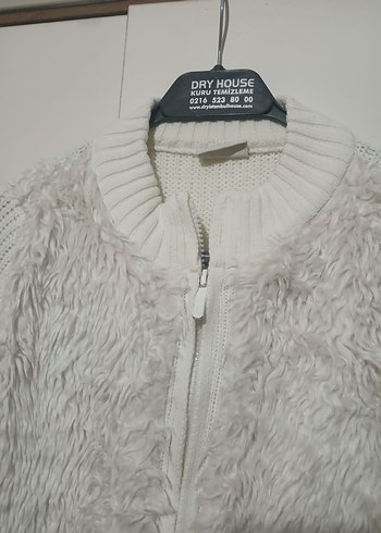 Kız Çocuk Beyaz Kürklü Fitilli Ceket - Görsel 3