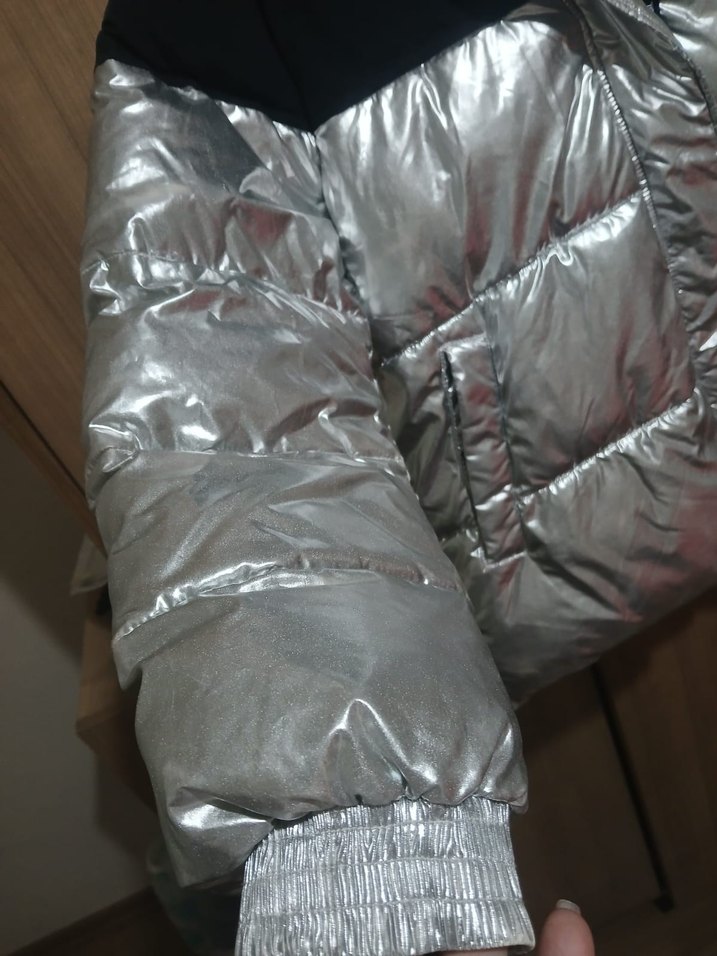 Gri Metalik Fermuarlı Kadın Kışlık Mont - Görsel 4