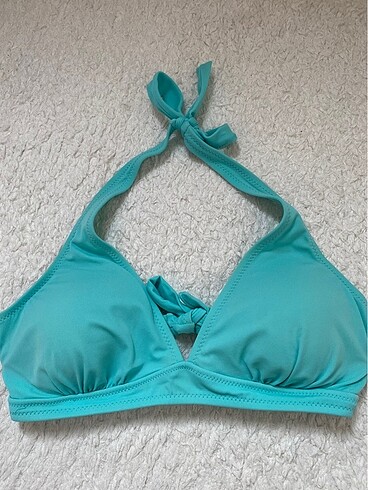 Penti bikini üstü