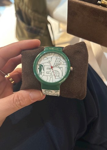 Lacoste Yesil Cerceveli Modern Saat