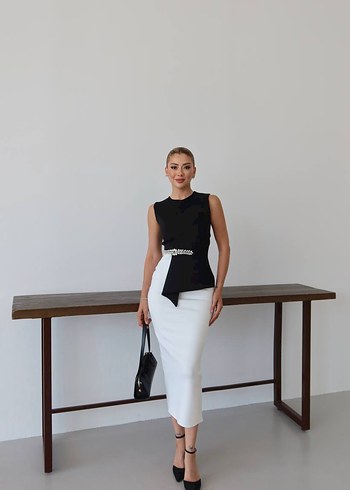 Beyaz Kemerli Kolsuz Mini Ofis Elbisesi - Görsel 10