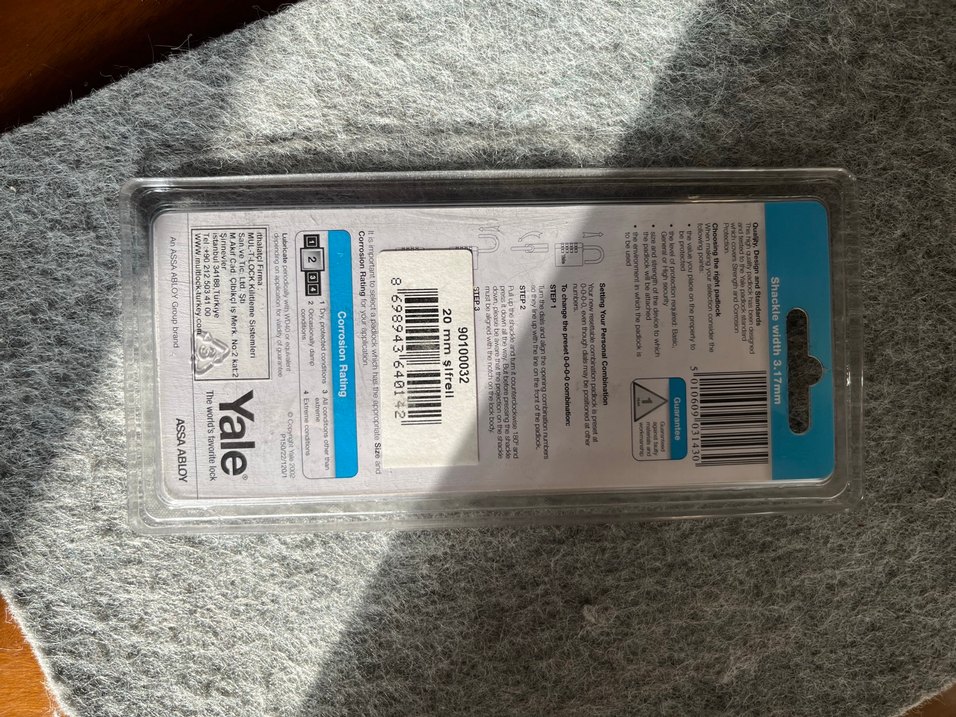 Şifreli asma kilit küçük Yale - Görsel 2