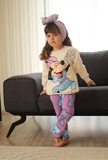 Mickey baskılı takım