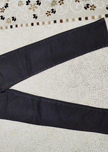 Gri Kadın Denim Pantolon Velcro Detaylı