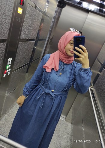 Uzun Kollu Mavi Denim Elbise