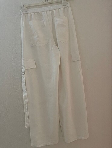 xs Beden Bershka keyen pantolon