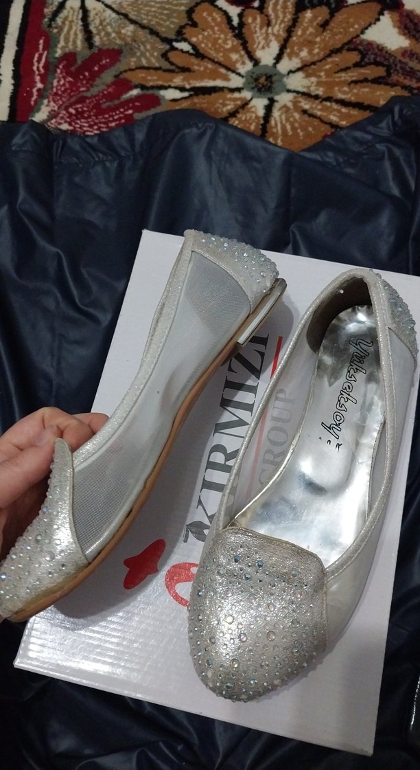 Pul İşlemeli Gri Kız Çocuk Özel Ayakkabı - Görsel 3