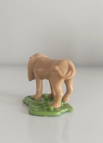  Kinder Natoons Aslan