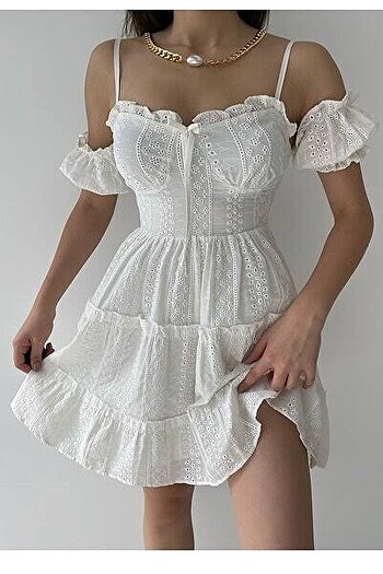 Beyaz günlük elbise