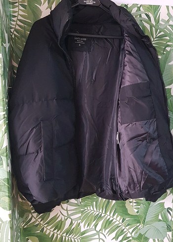 Siyah Cep Detaylı Erkek Kışlık Mont - Görsel 4