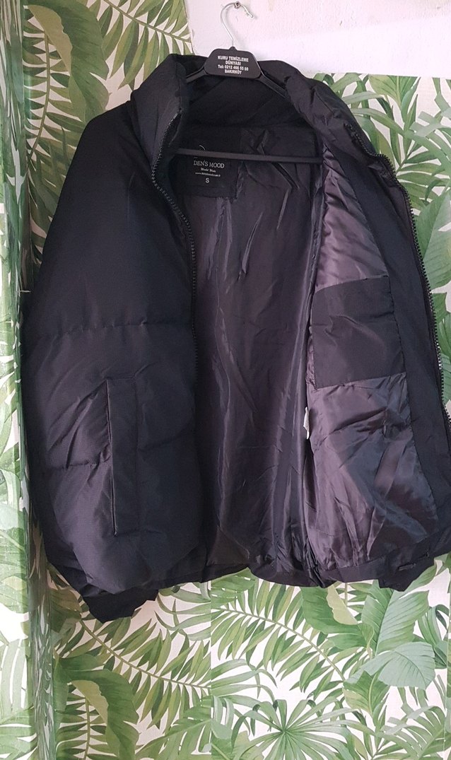 Siyah Cep Detaylı Erkek Kışlık Mont - Görsel 4