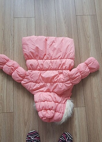 Kız Çocuk Montu - Görsel 4