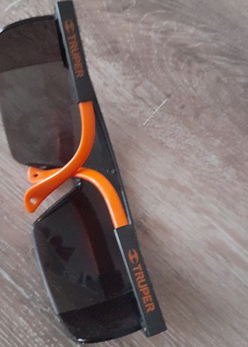 Siyah Minimalist Gözluk - Görsel 4