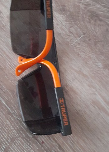 Siyah Minimalist Gözluk - Görsel 2