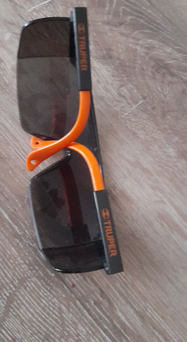 Siyah Minimalist Gözluk - Görsel 2