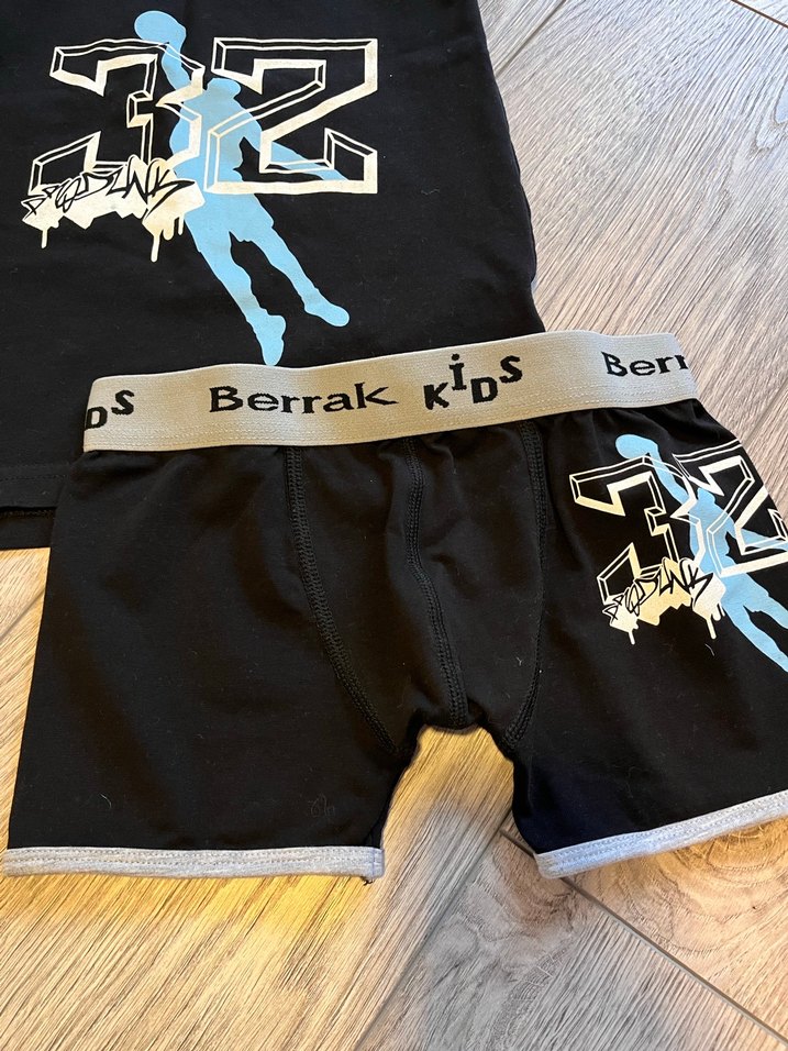 Berrak Kids Siyah Baskılı Çocuk Atlet ve Boxer - Görsel 3