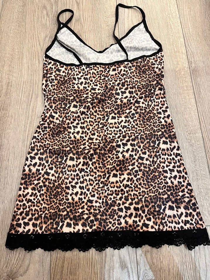 Leopar Desenli gecelik - Görsel 3