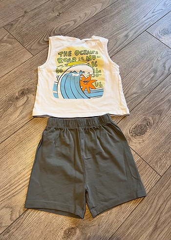 Bebek Gri Şort ve Beyaz Atlet Takımı - Görsel 2