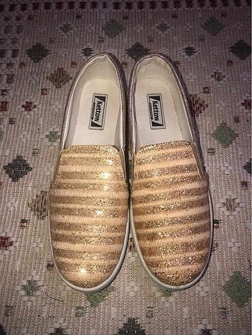 39 Beden Simli Gold Babet