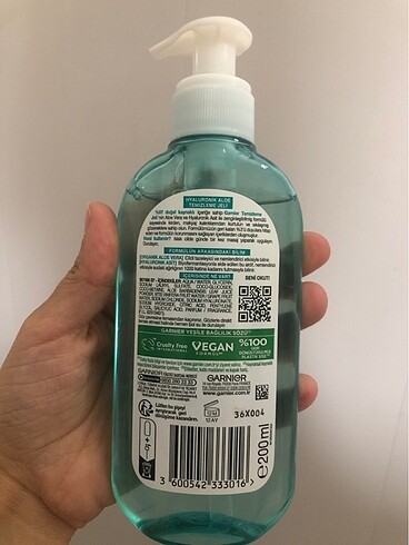 Garnier Garnier Yüz Temizleme Jeli