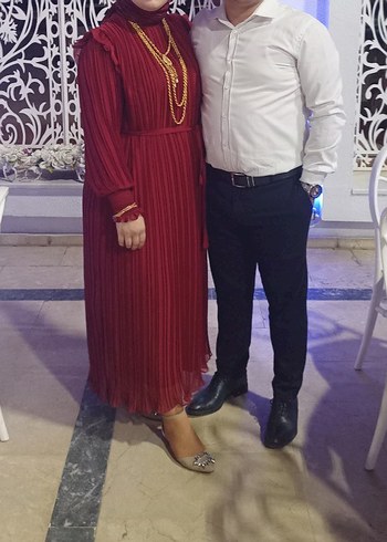 Zara Bordo Piliseli Uzun Elbise