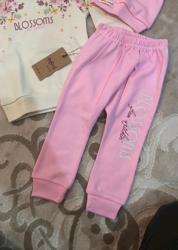 Pembe Çiçek Baskılı Uzun Kollu Kız Bebek Takımı - Görsel 4