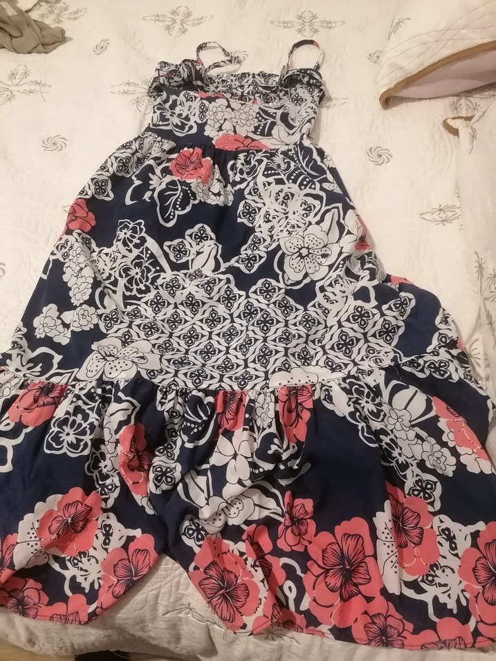 elbise kiz cocugu icin 11.12 yas uygundur. - Görsel 3