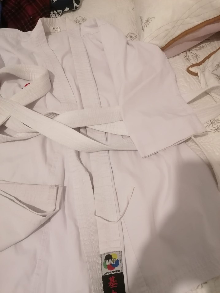 karete kiyafeti - Görsel 3