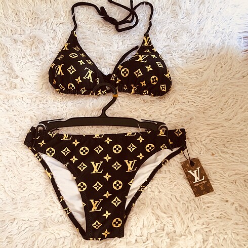 LOUIS VUITTON BİKİNİ TAKIM ( M BEDEN )