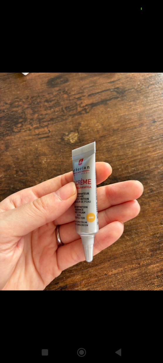 Erborian CC Krem Parlatıcı Bej Tonu - Görsel 2