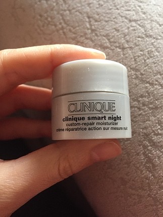 Clinique smart night gece kremi repair