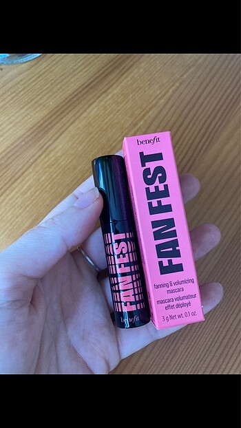 Benefit Fanfest Maskara