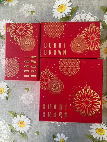 Bobbi Brown Makyaj kutusu