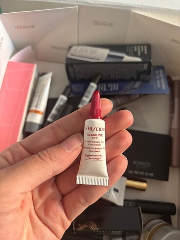 Shiseido göz kremi
