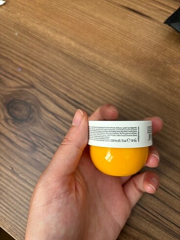  Beden Sol de Janeiro Vücut Kremi
