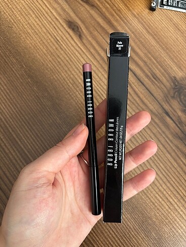 Bobbi Brown Dudak Kalemi