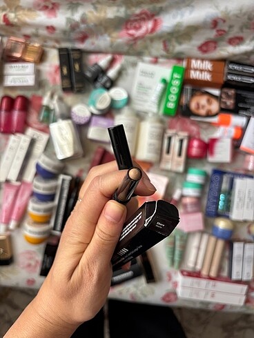 Beden Renk Bobbi Brown Far