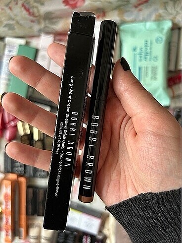 Bobbi Brown Far