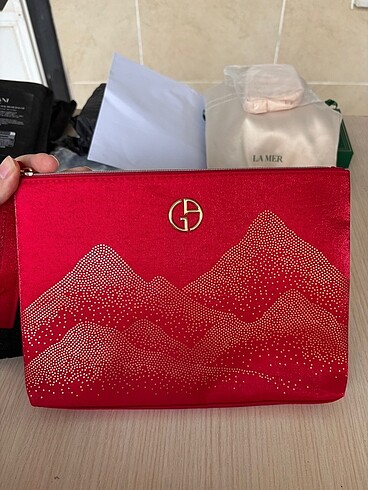 Giorgio Armani Makyaj Çantası