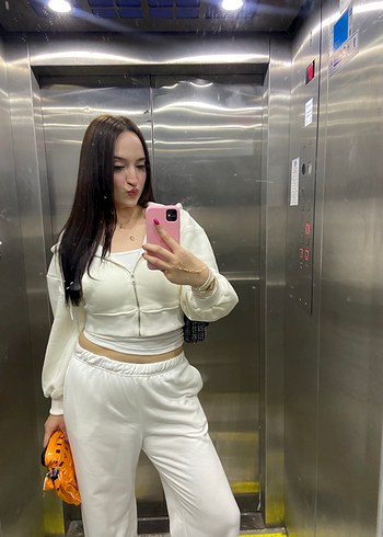 Beyaz kapşonlu - Görsel 5