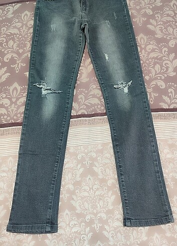 38 Beden gri Renk Gri cep detayları taşlı denim marka jeans pantolon