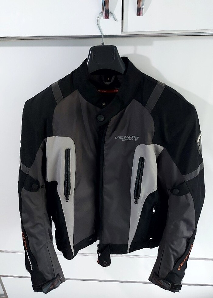 Venom Air Racing Mont - Görsel 2