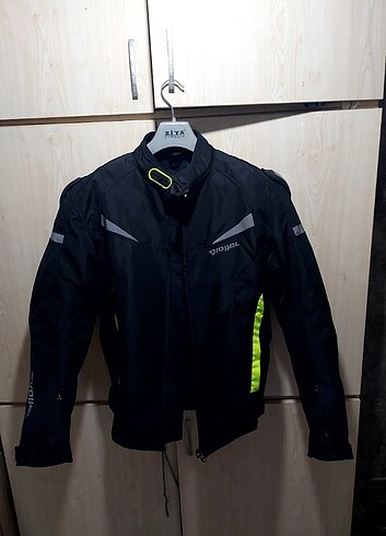 Prohel Colombia 2  Hörgüçlü Mont XXL - Görsel 3