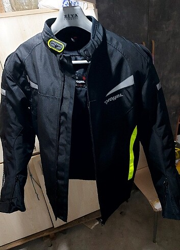 Prohel Colombia 2  Hörgüçlü Mont XXL - Görsel 4