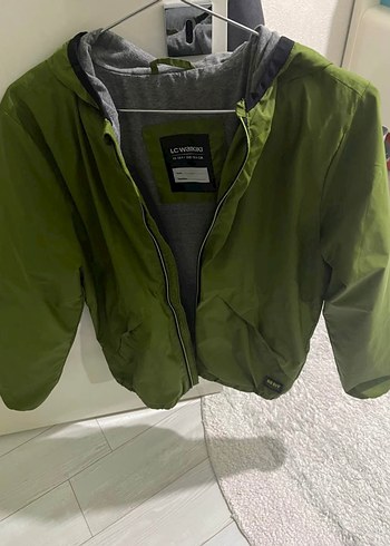 LC Waikiki Erkek Çocuk Yağmurluk