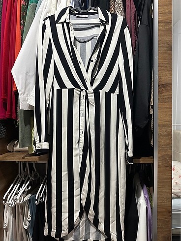 Bershka elbise siyah beyaz çizgili