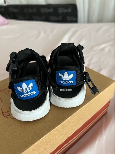 Adidas çocuk/bebek sandalet
