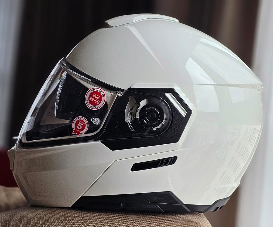 Beyaz Nolan N90 Kask - Görsel 2