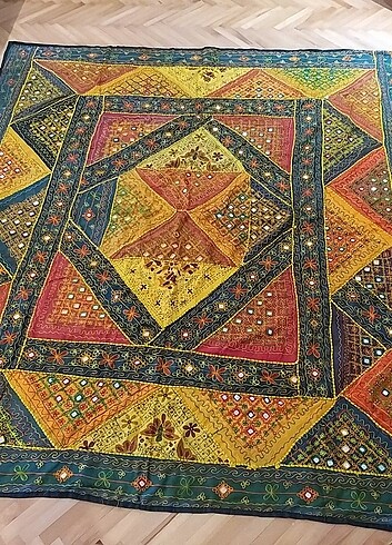  Beden 250/270 urfa işi yatak örtüsü aynali